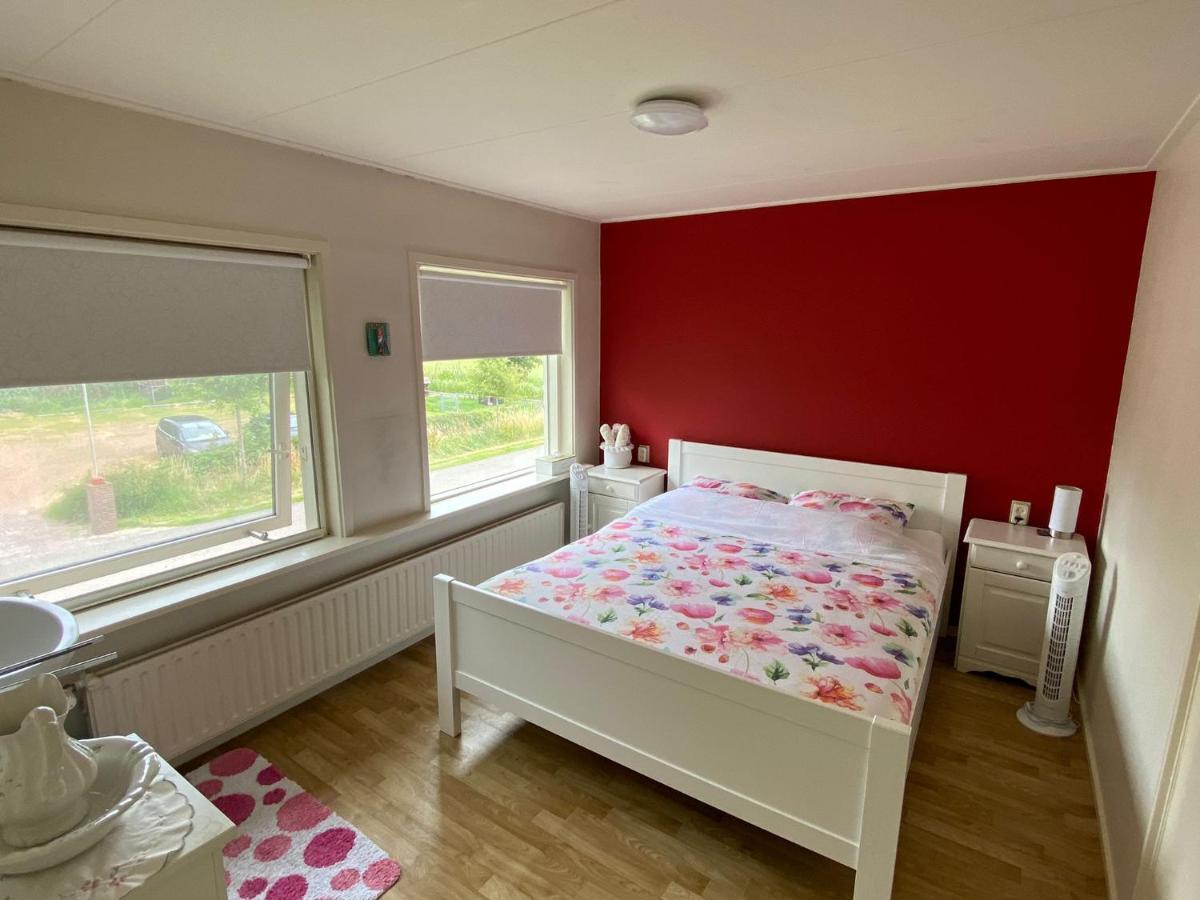 Huis Bij Het Water Met Sloepje Jutrijp 외부 사진